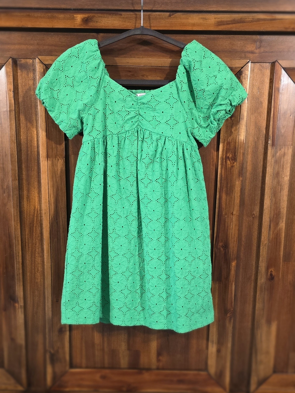 crown & ivy Girls Green Eyelet Puff-Sleeve Dress